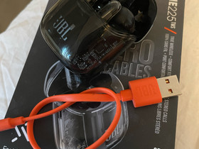 JBL Tune 225 TWS bluetooth kuulokkeet, Puhelintarvikkeet, Puhelimet ja tarvikkeet, Tampere, Tori.fi JBL Tune 225 TWS bluetooth kuulokkeet, Puhelintarvikkeet, Puhelimet ja tarvikkeet, Tampere, Tori.fi