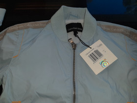 Calvin Klein Jeans takki sininen 110-116 cm Uusi, Lastenvaatteet ja kengät, Kangasala, Tori.fi Calvin Klein Jeans takki sininen 110-116 cm Uusi, Lastenvaatteet ja kengät, Kangasala, Tori.fi