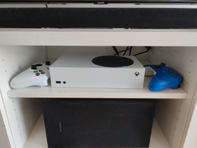 Xbox Series S, Pelikonsolit ja pelaaminen, Viihde-elektroniikka, Oulu, Tori.fi Xbox Series S, Pelikonsolit ja pelaaminen, Viihde-elektroniikka, Oulu, Tori.fi