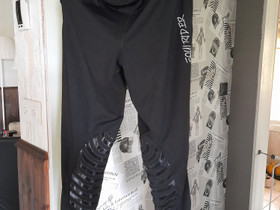 Rats.legginsit s-koko, Satulat ja varusteet, Hevoset ja hevosurheilu, Äänekoski, Tori.fi Rats.legginsit s-koko, Satulat ja varusteet, Hevoset ja hevosurheilu, Äänekoski, Tori.fi