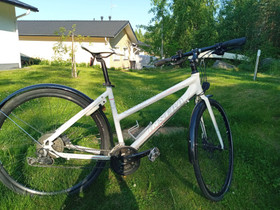 Insera Xcross, Hybridipyörät, Polkupyörät ja pyöräily, Laukaa, Tori.fi Insera Xcross, Hybridipyörät, Polkupyörät ja pyöräily, Laukaa, Tori.fi
