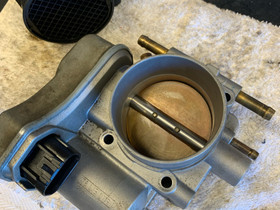 Opel Omega B kaasuläppäkotelo, Autovaraosat, Auton varaosat ja tarvikkeet, Rusko, Tori.fi Opel Omega B kaasuläppäkotelo, Autovaraosat, Auton varaosat ja tarvikkeet, Rusko, Tori.fi