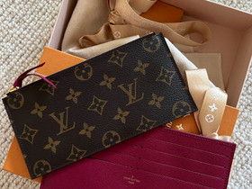 Louis Vuitton korttikotelo & pussukka, Muut asusteet, Asusteet ja kellot, Helsinki, Tori.fi Louis Vuitton korttikotelo & pussukka, Muut asusteet, Asusteet ja kellot, Helsinki, Tori.fi