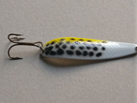 Salamander uistin 24gr, Kelat, vavat ja onget, Metsästys ja kalastus, Helsinki, Tori.fi Salamander uistin 24gr, Kelat, vavat ja onget, Metsästys ja kalastus, Helsinki, Tori.fi