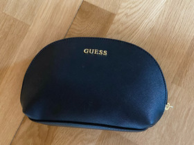 Uusi Guess meikkilaukku, Laukut ja hatut, Asusteet ja kellot, Rauma, Tori.fi Uusi Guess meikkilaukku, Laukut ja hatut, Asusteet ja kellot, Rauma, Tori.fi