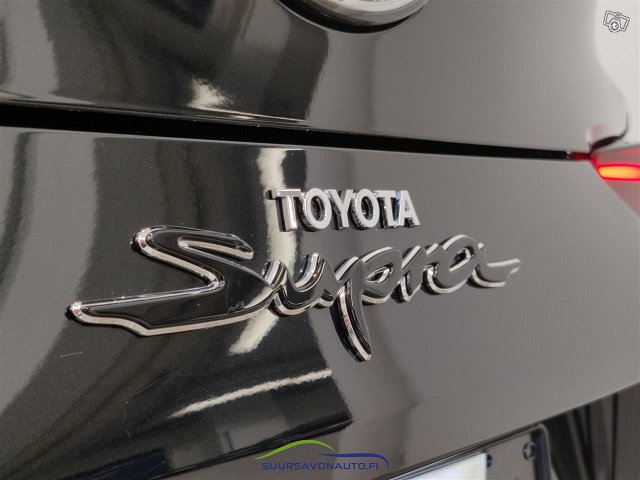 Toyota Supra 22