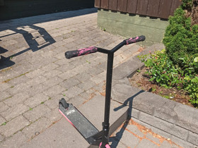 Blunt scootti, Rullaluistelu ja skeittaus, Urheilu ja ulkoilu, Rauma, Tori.fi Blunt scootti, Rullaluistelu ja skeittaus, Urheilu ja ulkoilu, Rauma, Tori.fi