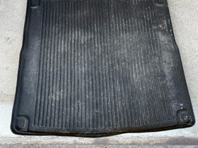 Audi A4 B8.5 avant takamatto oem, Lisävarusteet ja autotarvikkeet, Auton varaosat ja tarvikkeet, Kaustinen, Tori.fi Audi A4 B8.5 avant takamatto oem, Lisävarusteet ja autotarvikkeet, Auton varaosat ja tarvikkeet, Kaustinen, Tori.fi