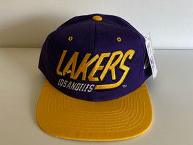 LA Lakers vintage lippis, Laukut ja hatut, Asusteet ja kellot, Seinäjoki, Tori.fi LA Lakers vintage lippis, Laukut ja hatut, Asusteet ja kellot, Seinäjoki, Tori.fi