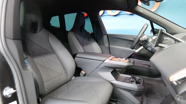 BMW IX 5