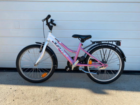Hyvin pidetty lasten 20" polkupyörä, Lasten pyörät, Polkupyörät ja pyöräily, Kontiolahti, Tori.fi Hyvin pidetty lasten 20" polkupyörä, Lasten pyörät, Polkupyörät ja pyöräily, Kontiolahti, Tori.fi