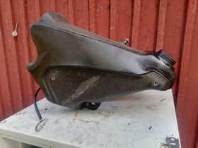 Aprilia rx 2003 tankki, Mopojen varaosat ja tarvikkeet, Mototarvikkeet ja varaosat, Kruunupyy, Tori.fi Aprilia rx 2003 tankki, Mopojen varaosat ja tarvikkeet, Mototarvikkeet ja varaosat, Kruunupyy, Tori.fi