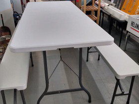 Pöytä ja kaksi penkkiä, Pöydät ja tuolit, Sisustus ja huonekalut, Kouvola, Tori.fi Pöytä ja kaksi penkkiä, Pöydät ja tuolit, Sisustus ja huonekalut, Kouvola, Tori.fi