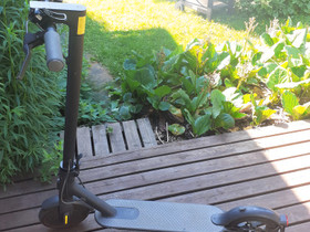Xiaomi Mi Essential sähköpotkulauta, Sähköpyörät, Polkupyörät ja pyöräily, Kokkola, Tori.fi Xiaomi Mi Essential sähköpotkulauta, Sähköpyörät, Polkupyörät ja pyöräily, Kokkola, Tori.fi