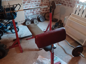 Punttipenkki+200kg painoja+muuta, Kuntoilu ja fitness, Urheilu ja ulkoilu, Pori, Tori.fi Punttipenkki+200kg painoja+muuta, Kuntoilu ja fitness, Urheilu ja ulkoilu, Pori, Tori.fi