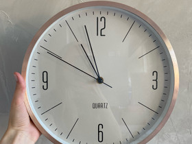 Ruusukultainen seinäkello, Muu sisustus, Sisustus ja huonekalut, Joensuu, Tori.fi Ruusukultainen seinäkello, Muu sisustus, Sisustus ja huonekalut, Joensuu, Tori.fi
