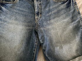 Farkkushortsit tuumakoko 33, Vaatteet ja kengät, Ulvila, Tori.fi Farkkushortsit tuumakoko 33, Vaatteet ja kengät, Ulvila, Tori.fi