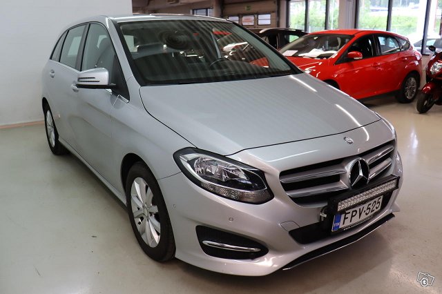 Mercedes-Benz B 6