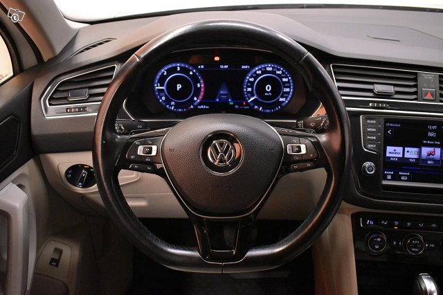 Volkswagen Tiguan 18