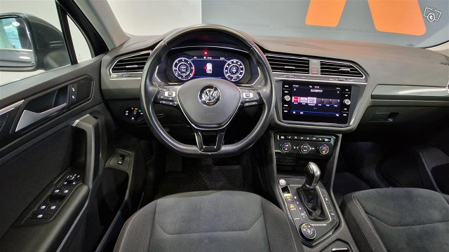 Volkswagen Tiguan 13