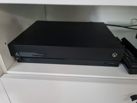 Xbox One X + 2kpl ohjain + 10 peliä, Pelikonsolit ja pelaaminen, Viihde-elektroniikka, Lappeenranta, Tori.fi Xbox One X + 2kpl ohjain + 10 peliä, Pelikonsolit ja pelaaminen, Viihde-elektroniikka, Lappeenranta, Tori.fi