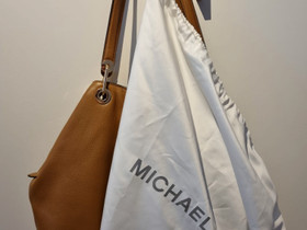 Michael Kors-nahkalaukku, Laukut ja hatut, Asusteet ja kellot, Outokumpu, Tori.fi Michael Kors-nahkalaukku, Laukut ja hatut, Asusteet ja kellot, Outokumpu, Tori.fi
