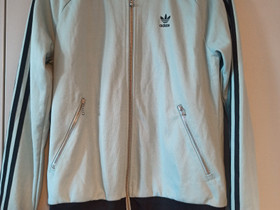 Adidas takki, Vaatteet ja kengät, Oulu, Tori.fi Adidas takki, Vaatteet ja kengät, Oulu, Tori.fi