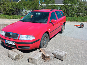Skoda octavia 2004, Autovaraosat, Auton varaosat ja tarvikkeet, Alajärvi, Tori.fi