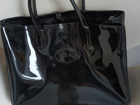 Longchamp kiiltonahkalaukku, Laukut ja hatut, Asusteet ja kellot, Kuopio, Tori.fi Longchamp kiiltonahkalaukku, Laukut ja hatut, Asusteet ja kellot, Kuopio, Tori.fi
