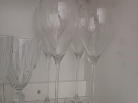 4kpl korkea jalkaiset viinilasit, Kahvikupit, mukit ja lasit, Keittiötarvikkeet ja astiat, Turku, Tori.fi 4kpl korkea jalkaiset viinilasit, Kahvikupit, mukit ja lasit, Keittiötarvikkeet ja astiat, Turku, Tori.fi