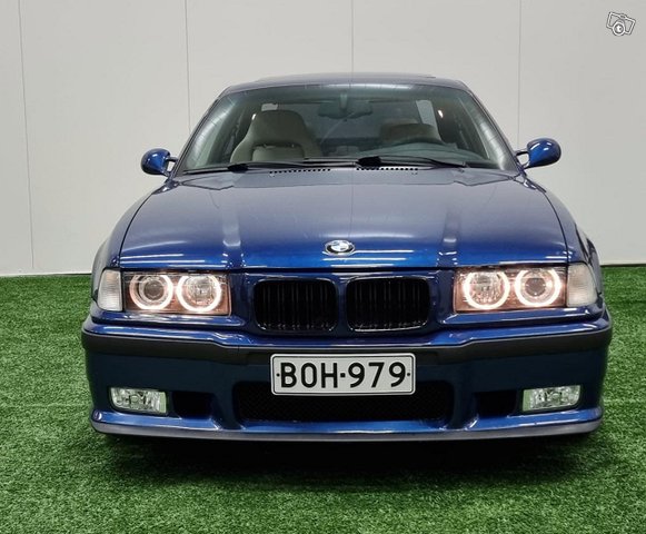 BMW M3 5