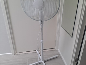Jalallinen tuuletin, Muut kodinkoneet, Kodinkoneet, Hausjärvi, Tori.fi Jalallinen tuuletin, Muut kodinkoneet, Kodinkoneet, Hausjärvi, Tori.fi