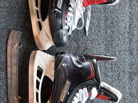 Bauer vapor 1x luistimet, Jääkiekko ja luistelu, Urheilu ja ulkoilu, Oulu, Tori.fi Bauer vapor 1x luistimet, Jääkiekko ja luistelu, Urheilu ja ulkoilu, Oulu, Tori.fi