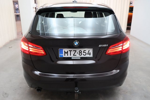 BMW 2-sarja 5