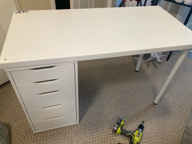 Ikea työpöytä laatikoilla, Pöydät ja tuolit, Sisustus ja huonekalut, Helsinki, Tori.fi Ikea työpöytä laatikoilla, Pöydät ja tuolit, Sisustus ja huonekalut, Helsinki, Tori.fi