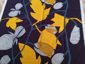 Varattu / Marimekon kangas "Humala" 147 x 261 cm, Matot ja tekstiilit, Sisustus ja huonekalut, Tampere, Tori.fi Varattu / Marimekon kangas "Humala" 147 x 261 cm, Matot ja tekstiilit, Sisustus ja huonekalut, Tampere, Tori.fi