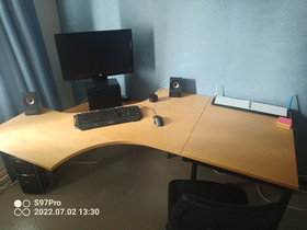Iso työpöytä / tietokonepöytä, Pöydät ja tuolit, Sisustus ja huonekalut, Kangasala, Tori.fi