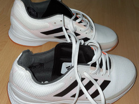 Adidas sisäpelikengät käyttämätön, Juoksu ja lenkkeily, Urheilu ja ulkoilu, Joensuu, Tori.fi Adidas sisäpelikengät käyttämätön, Juoksu ja lenkkeily, Urheilu ja ulkoilu, Joensuu, Tori.fi