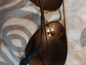 RayBan aviator aurinkolasit, Muut asusteet, Asusteet ja kellot, Akaa, Tori.fi RayBan aviator aurinkolasit, Muut asusteet, Asusteet ja kellot, Akaa, Tori.fi