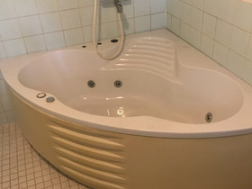 Toimiva poreamme, Kylpyhuoneet, WC:t ja saunat, Rakennustarvikkeet ja työkalut, Masku, Tori.fi Toimiva poreamme, Kylpyhuoneet, WC:t ja saunat, Rakennustarvikkeet ja työkalut, Masku, Tori.fi
