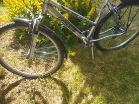 Raleigh hybrid 28, Hybridipyörät, Polkupyörät ja pyöräily, Tampere, Tori.fi Raleigh hybrid 28, Hybridipyörät, Polkupyörät ja pyöräily, Tampere, Tori.fi