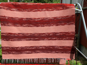 Kudottu Marjapuuron Punainen Matto 135x240, Matot ja tekstiilit, Sisustus ja huonekalut, Alavus, Tori.fi Kudottu Marjapuuron Punainen Matto 135x240, Matot ja tekstiilit, Sisustus ja huonekalut, Alavus, Tori.fi