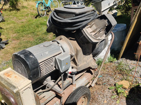 Atlas Copco kompressori, Muut koneet ja tarvikkeet, Työkoneet ja kalusto, Nousiainen, Tori.fi Atlas Copco kompressori, Muut koneet ja tarvikkeet, Työkoneet ja kalusto, Nousiainen, Tori.fi