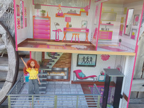 Barbie-talo, Lelut ja pelit, Lastentarvikkeet ja lelut, Rovaniemi, Tori.fi Barbie-talo, Lelut ja pelit, Lastentarvikkeet ja lelut, Rovaniemi, Tori.fi