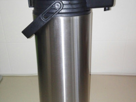 Pumpputermos 2l, Tarjoiluastiat, Keittiötarvikkeet ja astiat, Kouvola, Tori.fi Pumpputermos 2l, Tarjoiluastiat, Keittiötarvikkeet ja astiat, Kouvola, Tori.fi