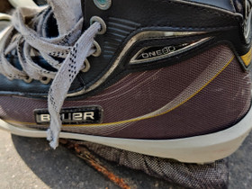 Bauer One80 maalivahdin luistimet, Jääkiekko ja luistelu, Urheilu ja ulkoilu, Helsinki, Tori.fi Bauer One80 maalivahdin luistimet, Jääkiekko ja luistelu, Urheilu ja ulkoilu, Helsinki, Tori.fi
