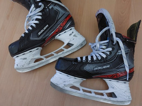 Bauer Vapor X2.9 koko 6, Jääkiekko ja luistelu, Urheilu ja ulkoilu, Oulu, Tori.fi Bauer Vapor X2.9 koko 6, Jääkiekko ja luistelu, Urheilu ja ulkoilu, Oulu, Tori.fi