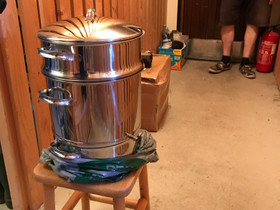 Teräksinen 10 litran mehumaijan, Muut keittiötarvikkeet, Keittiötarvikkeet ja astiat, Salo, Tori.fi Teräksinen 10 litran mehumaijan, Muut keittiötarvikkeet, Keittiötarvikkeet ja astiat, Salo, Tori.fi