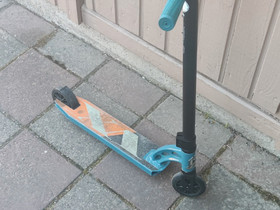 Temppupotkulauta, Rullaluistelu ja skeittaus, Urheilu ja ulkoilu, Pori, Tori.fi Temppupotkulauta, Rullaluistelu ja skeittaus, Urheilu ja ulkoilu, Pori, Tori.fi