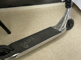 Scootin dekki, Rullaluistelu ja skeittaus, Urheilu ja ulkoilu, Kokemäki, Tori.fi Scootin dekki, Rullaluistelu ja skeittaus, Urheilu ja ulkoilu, Kokemäki, Tori.fi